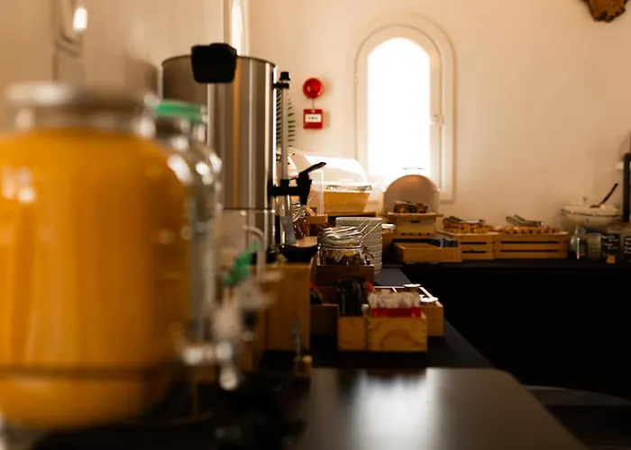 Adonis & 3* Naousa (Paros)