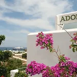 Adonis & Отель