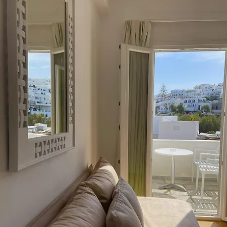 Hotel Adonis Studios&apartments