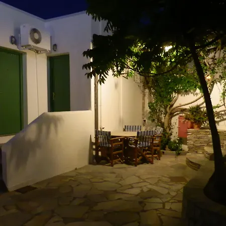 Hotel Adonis Studios&apartments 3*