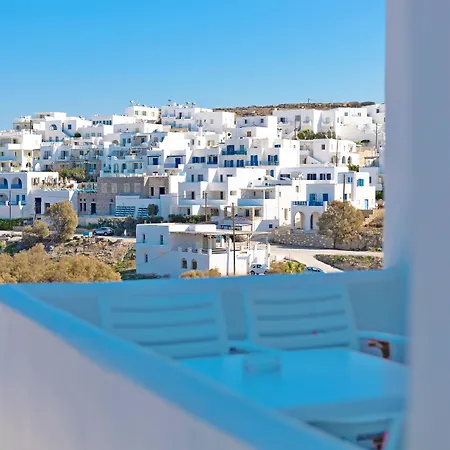 Adonis Studios&apartments 3* Naousa (Paros)