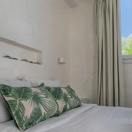 Adonis Studios&apartments 3*