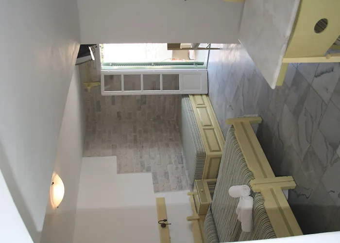 Adonis Studios&apartments