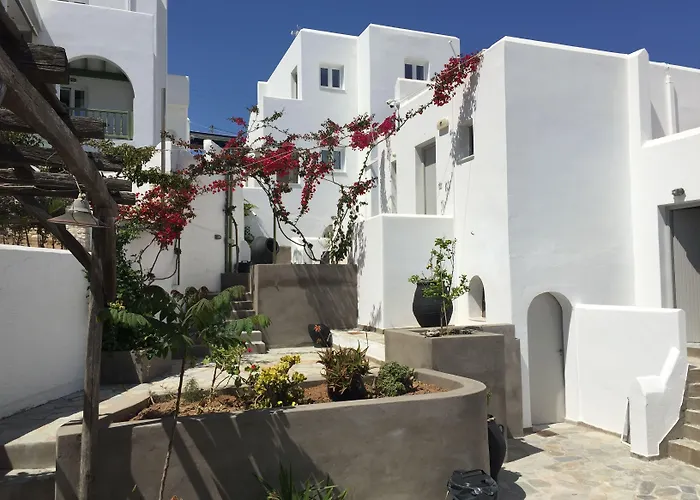 Adonis Studios&apartments Hotel 3*