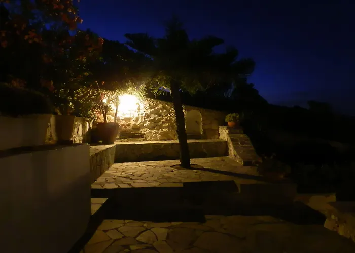 Adonis Studios&apartments