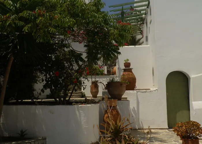 Adonis Studios&apartments Hotel 3*