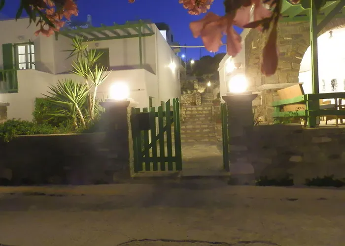 Adonis Studios&apartments Hotel Naousa (Paros)