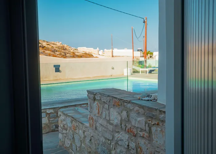 Adonis Studios&apartments 3*